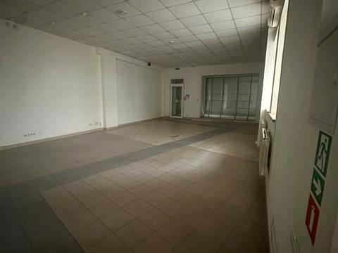 комерційна за адресою В'ячеслава Липинського вул., 12