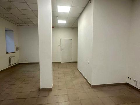 комерційна за адресою В'ячеслава Липинського вул., 12