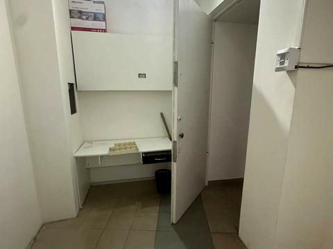 комерційна за адресою В'ячеслава Липинського вул., 12