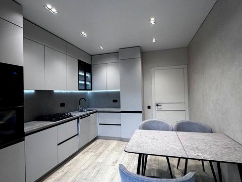 квартира за адресою Приозерна вул., 26