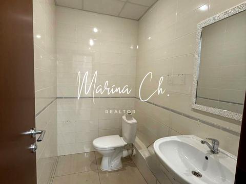 комерційна за адресою Королеви Єлизавети ІІ вул. (Глинки), 7