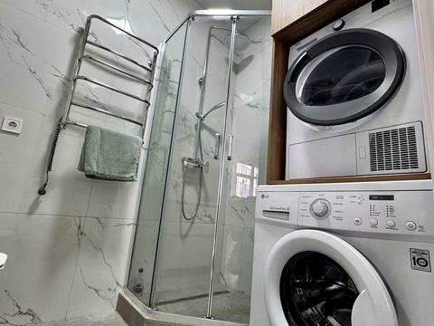 квартира за адресою Компасний пров., 16а/4