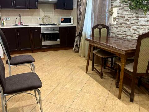 квартира за адресою Одеса, Небесної Сотні просп. (Маршала Жукова), 10-В