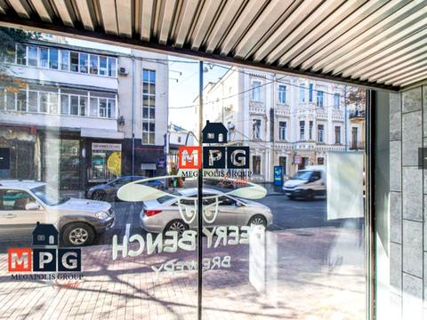 коммерческая по адресу Ярослава Мудрого ул. (Петровського), 37