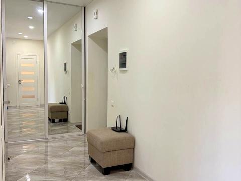 квартира за адресою Братська вул., 12