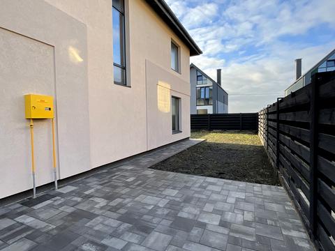 будинок за адресою Світанкова вул.