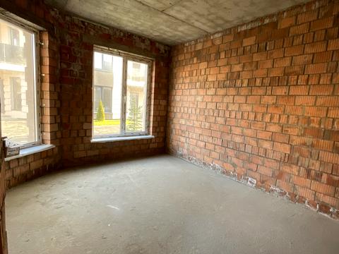 будинок за адресою Світанкова вул.