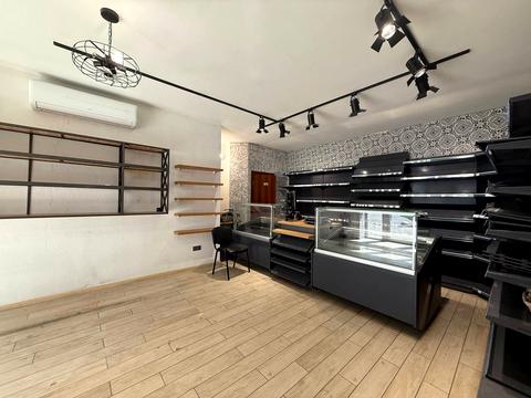 комерційна за адресою Гетьмана Мазепи вул., 164, к4