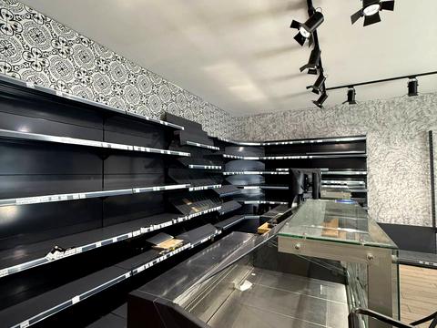 комерційна за адресою Гетьмана Мазепи вул., 164, к4