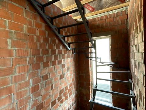 будинок за адресою Світанкова вул.