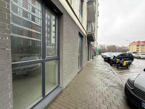 комерційна за адресою Героїв Майдану вул., 19-в