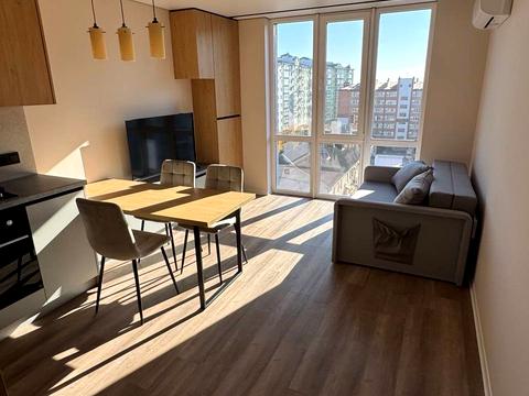 квартира за адресою Степана Бандери вул., 77-Б