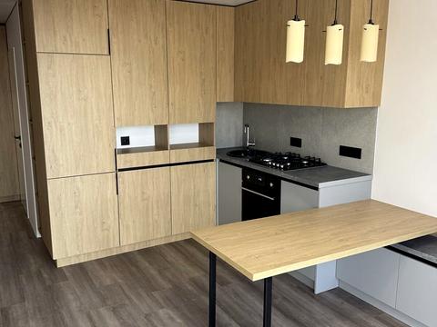 квартира за адресою Степана Бандери вул., 77-Б