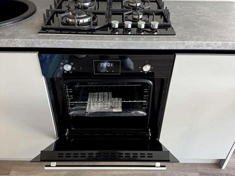 квартира за адресою Степана Бандери вул., 77-Б