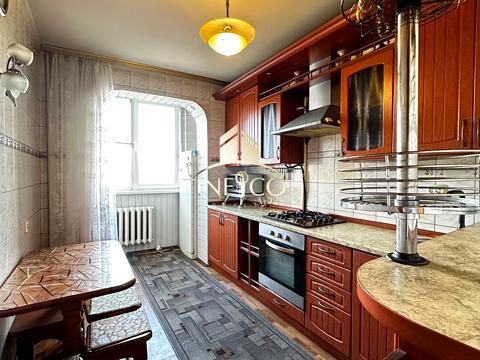 квартира за адресою Перемоги просп., 52