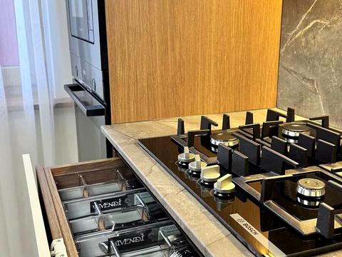 квартира по адресу Європейська ул., 1