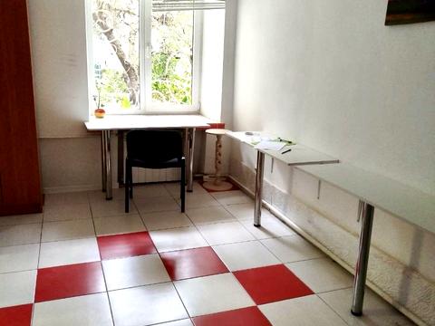 комерційна за адресою Зелена вул., 32