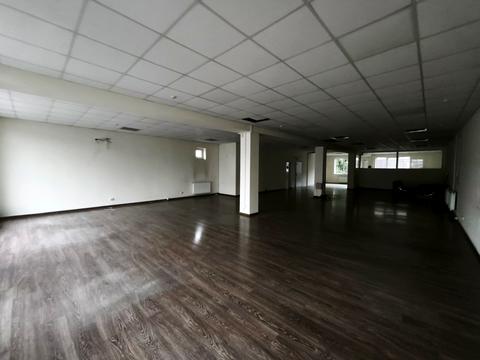 комерційна за адресою Швабська вул., 15