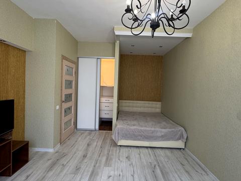 квартира за адресою Миколи Сингаївського вул. (Ново-Оскольська), 1-М