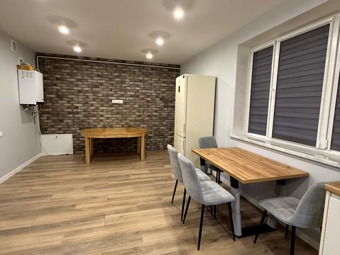 дом по адресу Дубляны, Парковая ул.