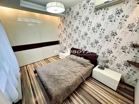 квартира за адресою Дніпро, Дмитра Яворницького просп. (Карла Маркса), 5