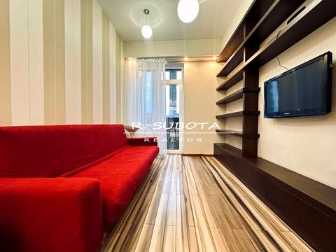 квартира за адресою Дніпро, Дмитра Яворницького просп. (Карла Маркса), 5