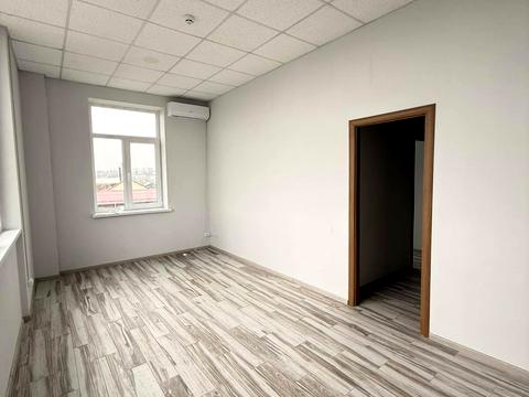 комерційна за адресою Проскурівська вул., 74 А