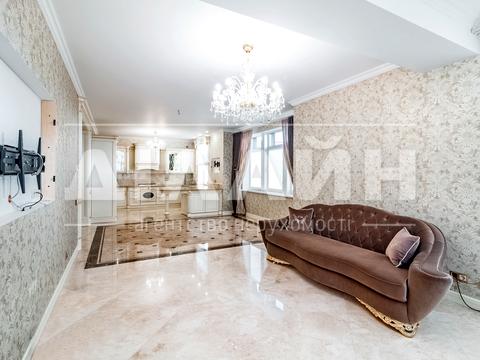 квартира по адресу Розваги ул., 27