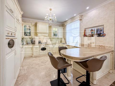 квартира по адресу Розваги ул., 27