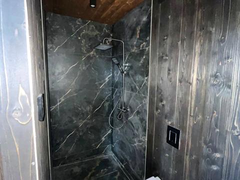 будинок за адресою Гуцульського Повстання вул., 8