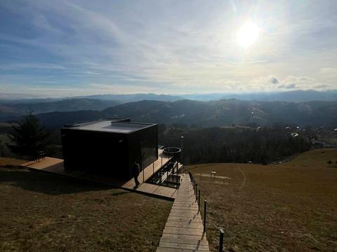 будинок за адресою Гуцульського Повстання вул., 8