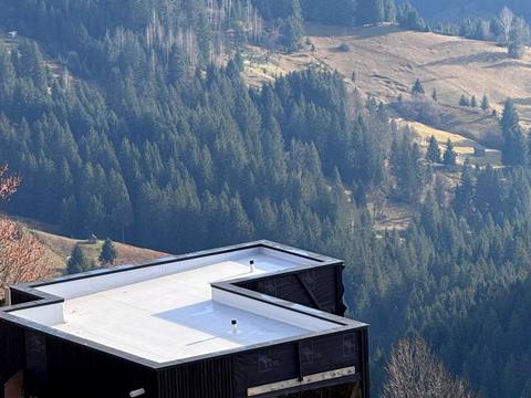 будинок за адресою Гуцульського Повстання вул., 8