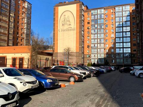 квартира за адресою Високовольтна вул., 14-Д