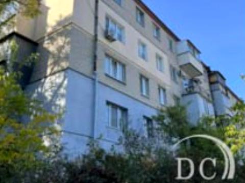 квартира за адресою Космонавтів вул., 3