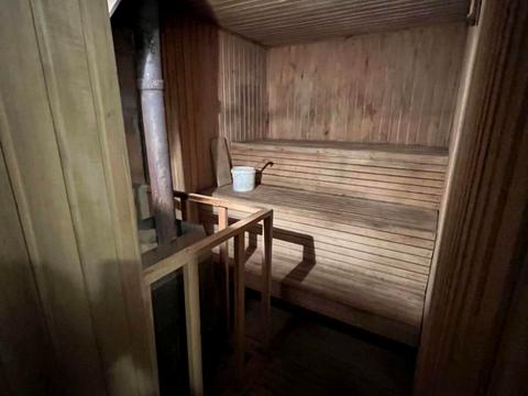 будинок за адресою Квітнева вул.