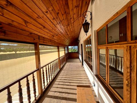 будинок за адресою Квітнева вул.