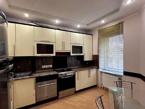 квартира за адресою Небесної Сотні вул. (Леніна), 88