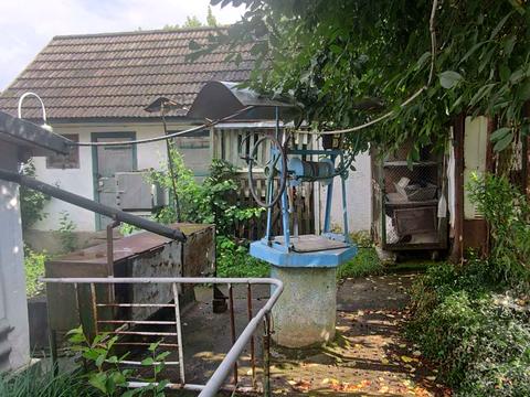 будинок за адресою Лугова