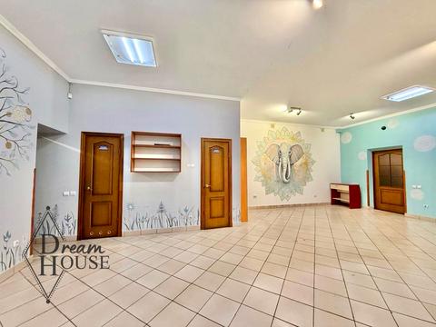 коммерческая по адресу 15-й мікрорайон, 28