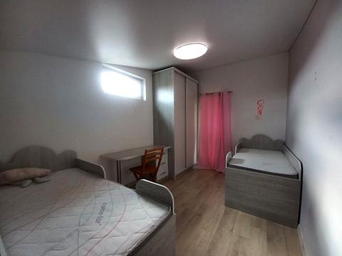 будинок за адресою смт. Пісочин, Озерна вул., 27