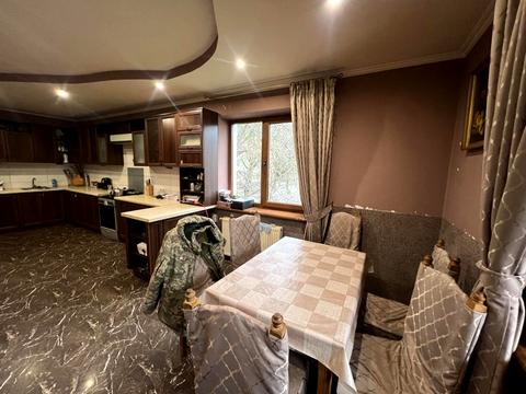 будинок за адресою комарова, 35а