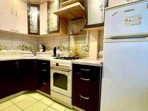 квартира за адресою Кам'янське (Дніпродзержинськ), Відродження просп. (Аношкіна), 106а