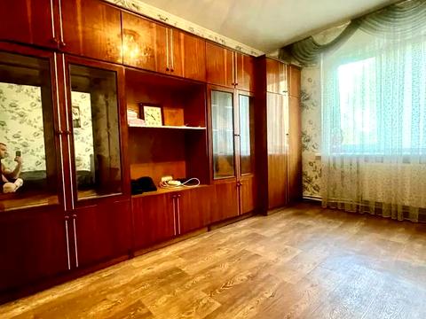 квартира за адресою Кам'янське (Дніпродзержинськ), Відродження просп. (Аношкіна), 106а