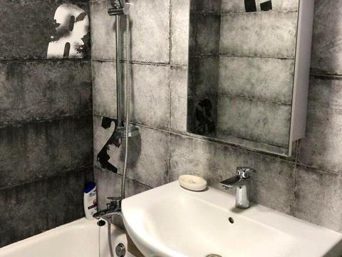 квартира за адресою Петра Григоренка просп. (Маршала Жукова), 33