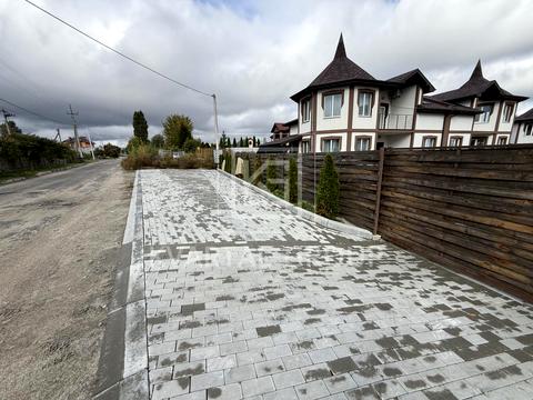 будинок за адресою с. Михайлівка-Рубежівка, Абрикосова, 1