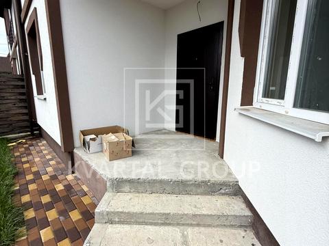 будинок за адресою с. Михайлівка-Рубежівка, Абрикосова, 1