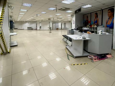 коммерческая по адресу Юбилейный просп. (50-летия ВЛКСМ), 1а