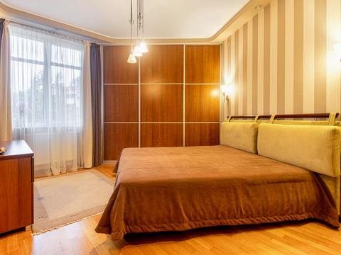 квартира за адресою Сергія Єфремова вул., 30