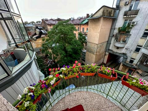 квартира за адресою Сергія Єфремова вул., 30