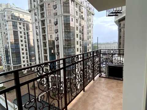 квартира за адресою Італійський бульв., 1г